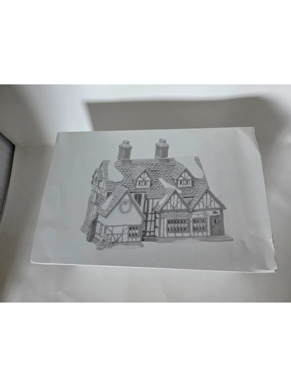 Department 56 Dickens Village Series Ashbury Inn Handpainted Porcelain 1991